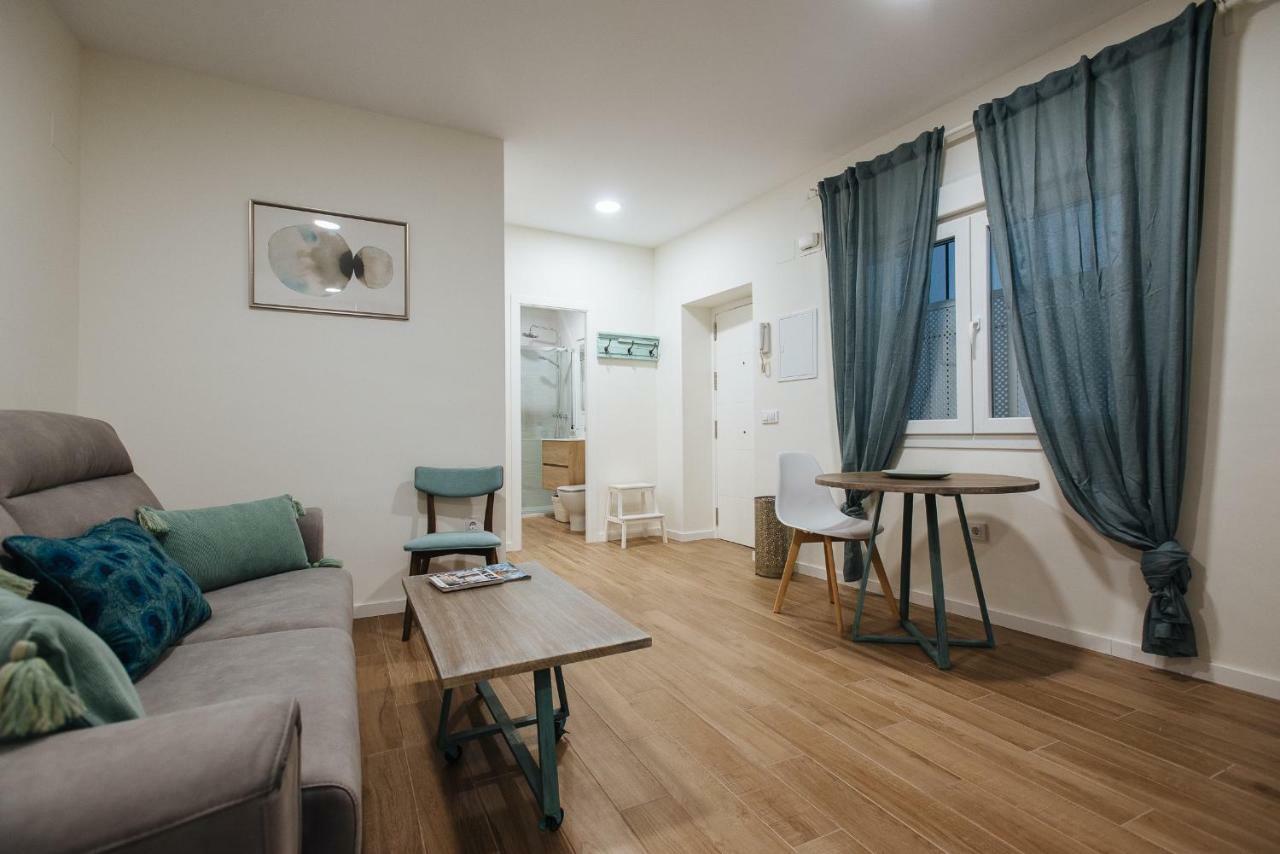 Apartamento Aitana, Vistas Iglesia Magdalena Desde Azotea Sevilha